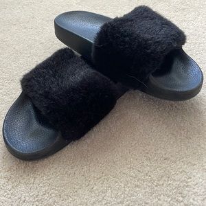 Steve Madden Slides